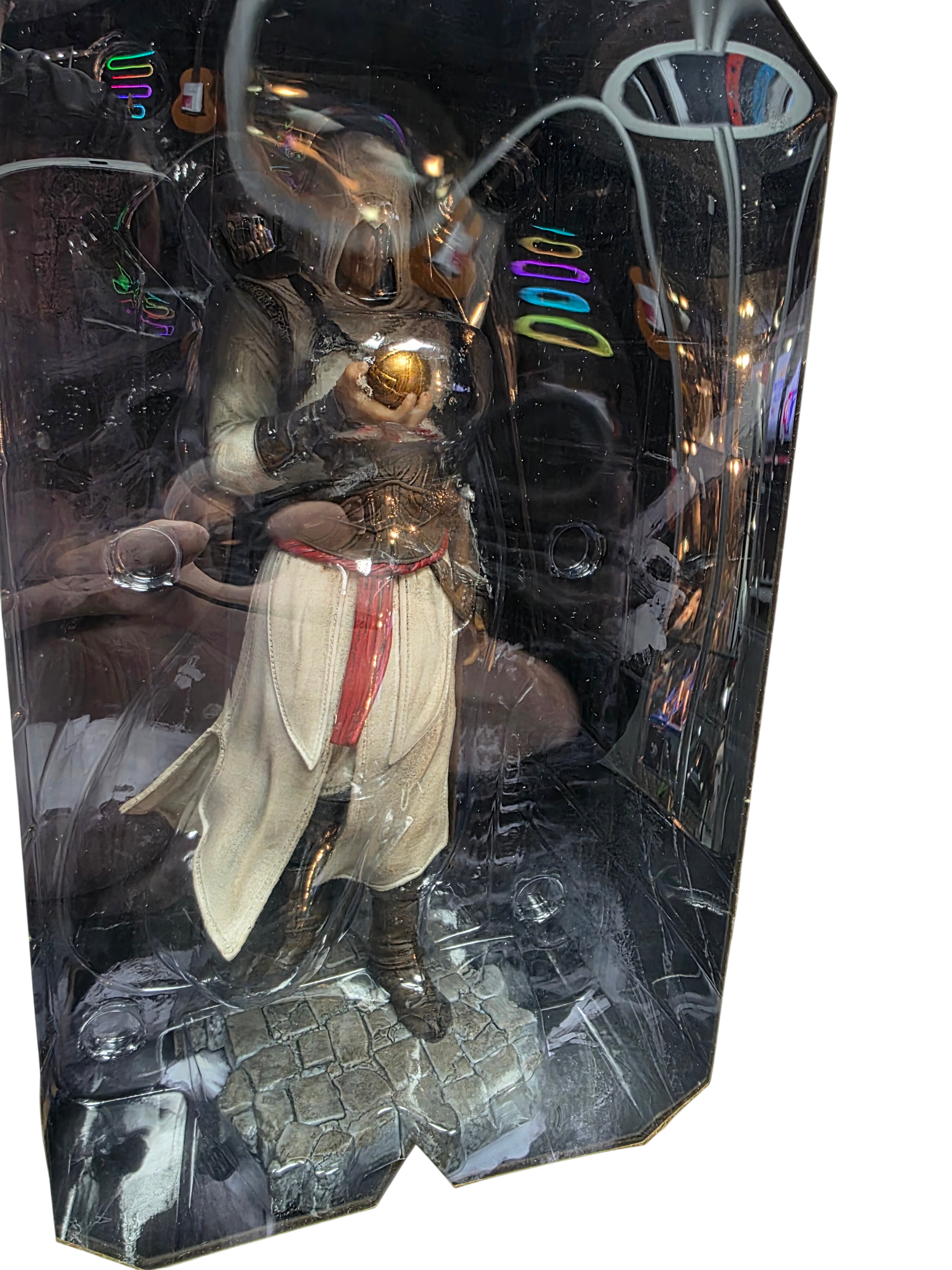 Assassins Creed Figure 'Altair Apple Of Eden'