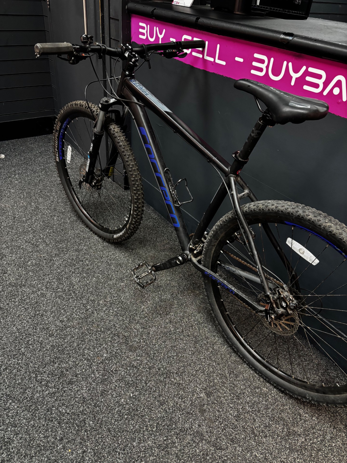 Carerra Hellcat Blue 29W 20F 16G