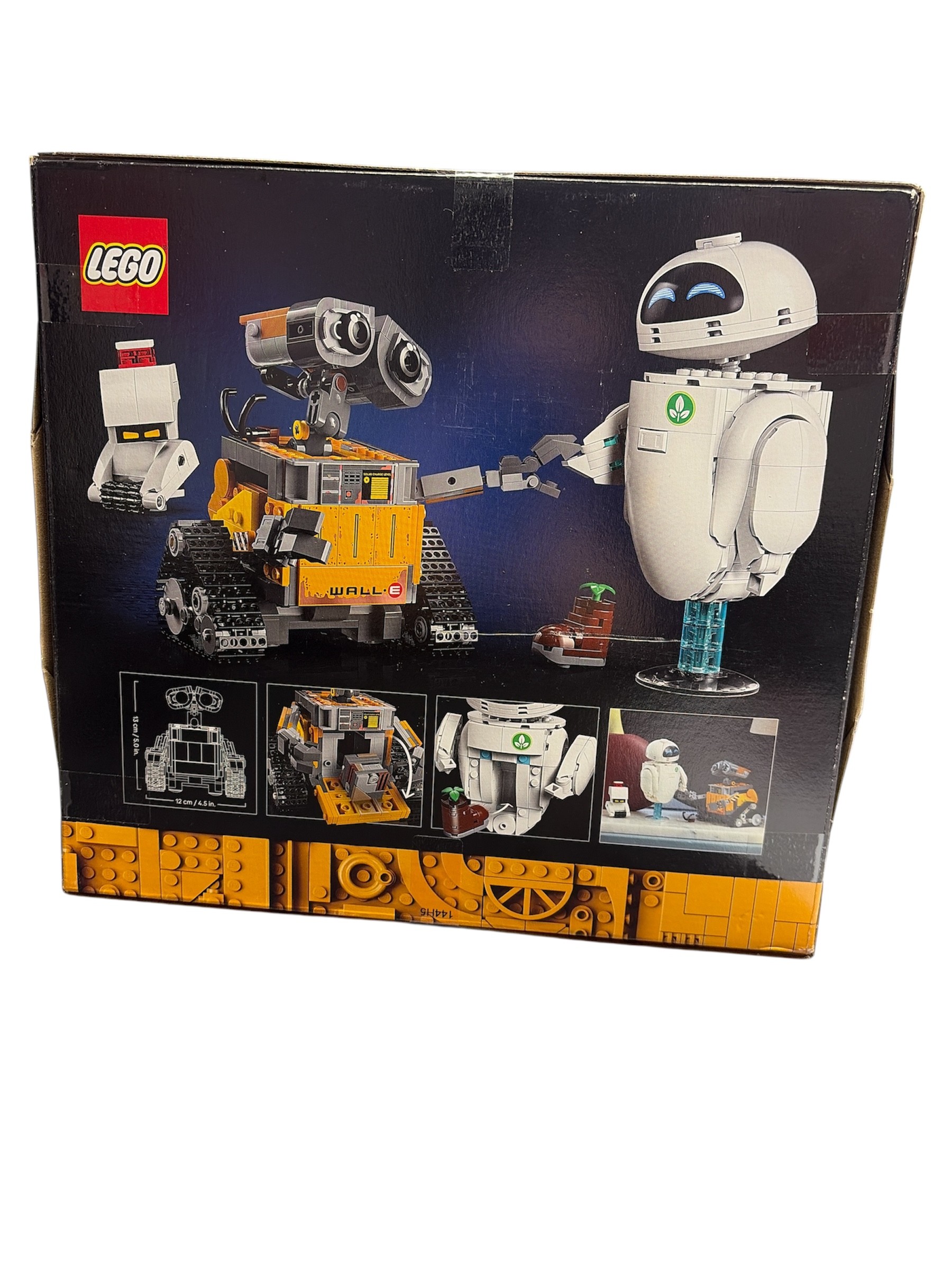 LEGO Disney WALL-E and EVE Set 43279